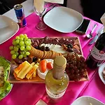 Отель White Rose & Restaurant - Лидс
