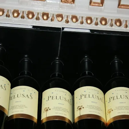 White Rose & Restaurant - 4*