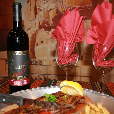 酒店 White Rose & Restaurant - 4*