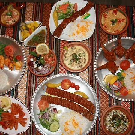 Hotel White Rose & Restaurant - 4*