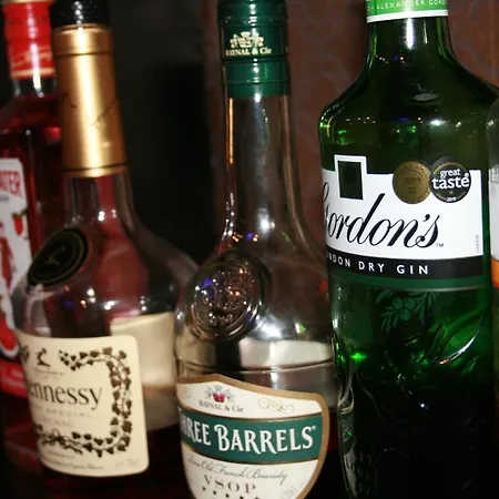 White Rose & Restaurant - 酒店 4*