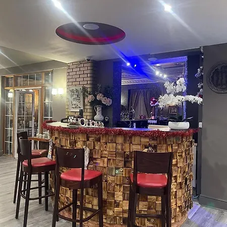White Rose And Restaurant 利兹