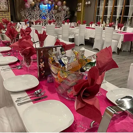 White Rose & Restaurant -