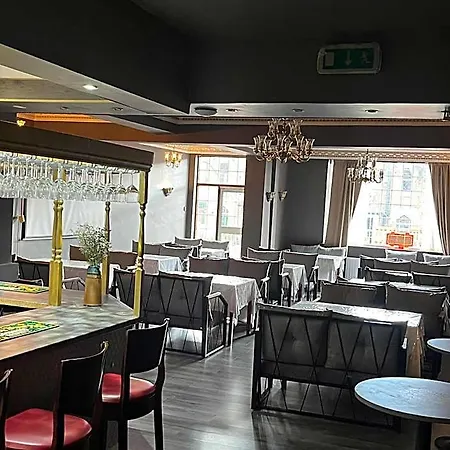 White Rose & Restaurant - 4*