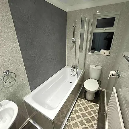 White Rose & Restaurant - Hotell
