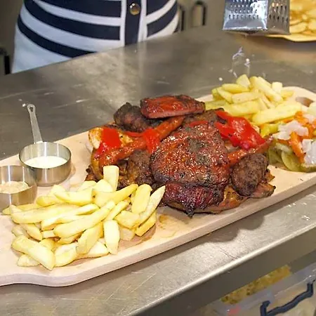 White Rose & Restaurant - 4* Leeds (West Yorkshire)
