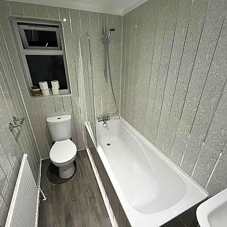 White Rose & Restaurant - Hotell 4*