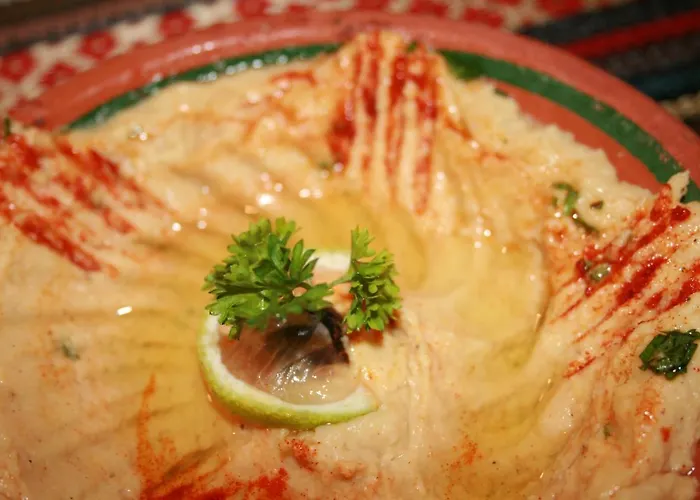 White Rose & Restaurant - 4*