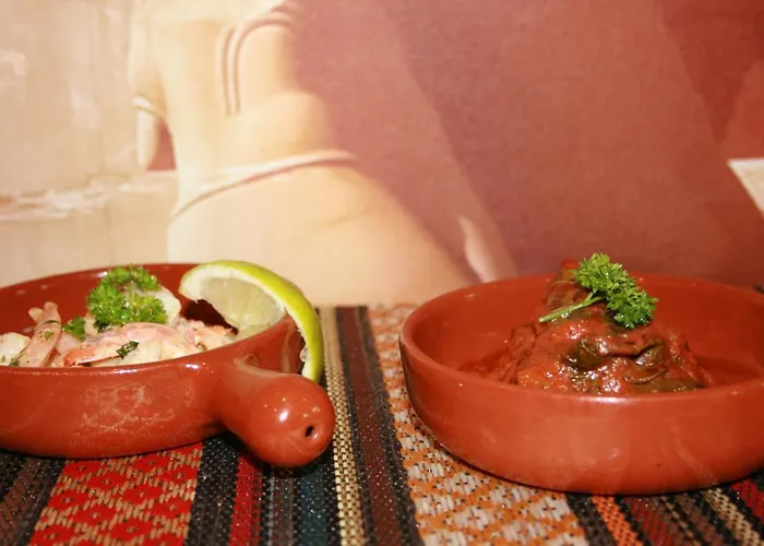 White Rose & Restaurant - 호텔