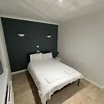 White Rose & Restaurant - 4*