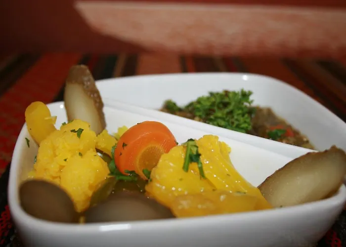 White Rose Hotel&restaurant - Hotel