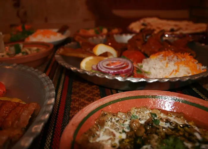 White Rose Hotel&restaurant -