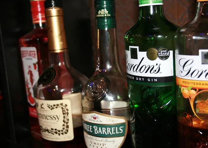 White Rose Hotel&restaurant - Hotel 4*